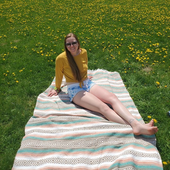 Hey I'm Lindsay - Picture 1 of 1